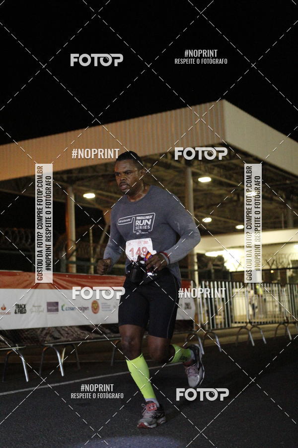 Compra tus fotos del eventoSANTANDER TRACK&FIELD RUN SERIES BH Airport En Fotop