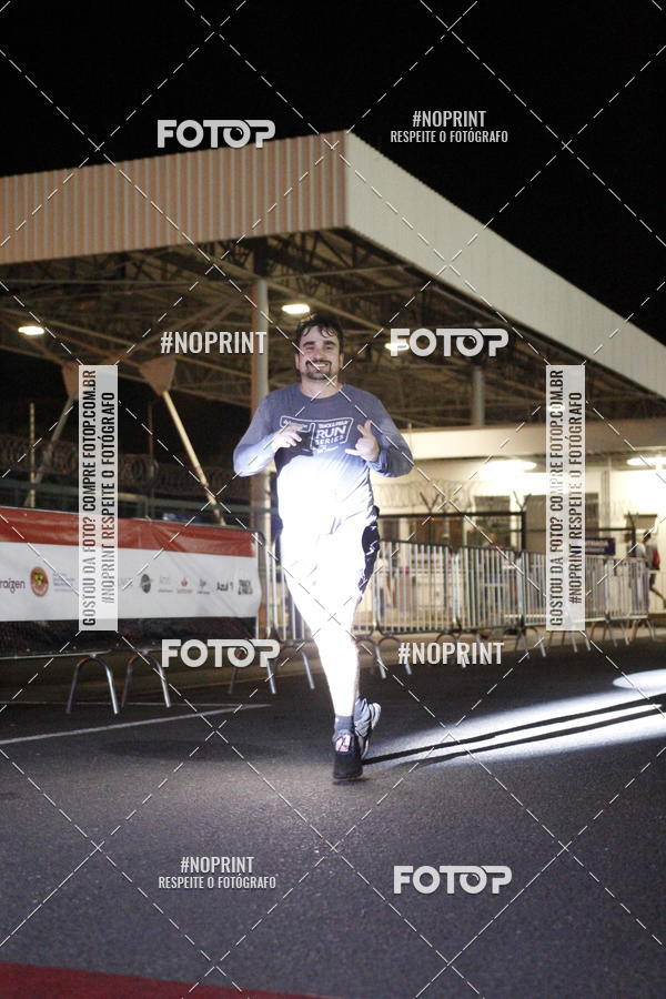 Achetez vos photos de l'vnementSANTANDER TRACK&FIELD RUN SERIES BH Airport sur Fotop