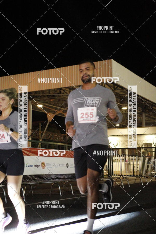 Achetez vos photos de l'vnementSANTANDER TRACK&FIELD RUN SERIES BH Airport sur Fotop