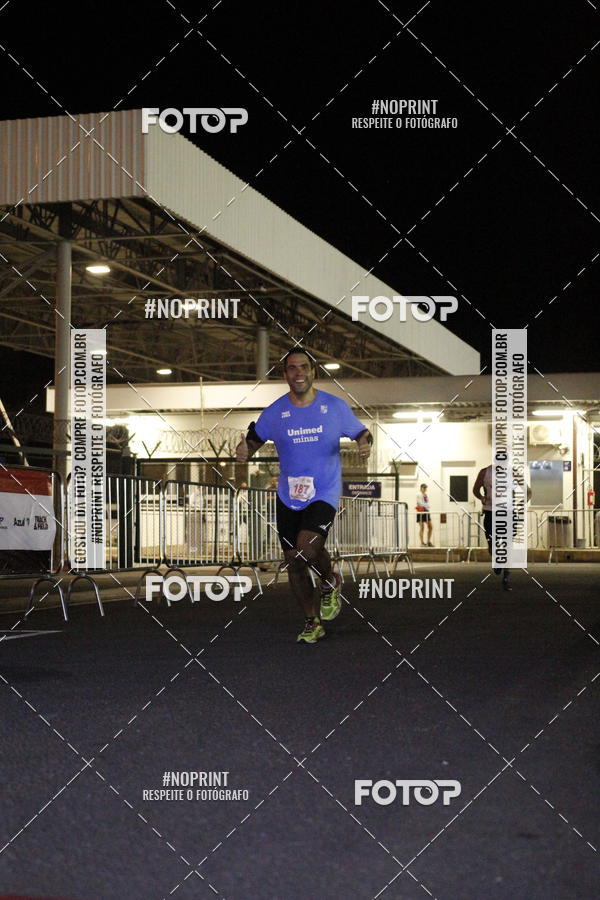 Achetez vos photos de l'vnementSANTANDER TRACK&FIELD RUN SERIES BH Airport sur Fotop