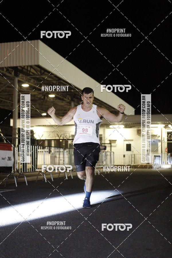 Achetez vos photos de l'vnementSANTANDER TRACK&FIELD RUN SERIES BH Airport sur Fotop