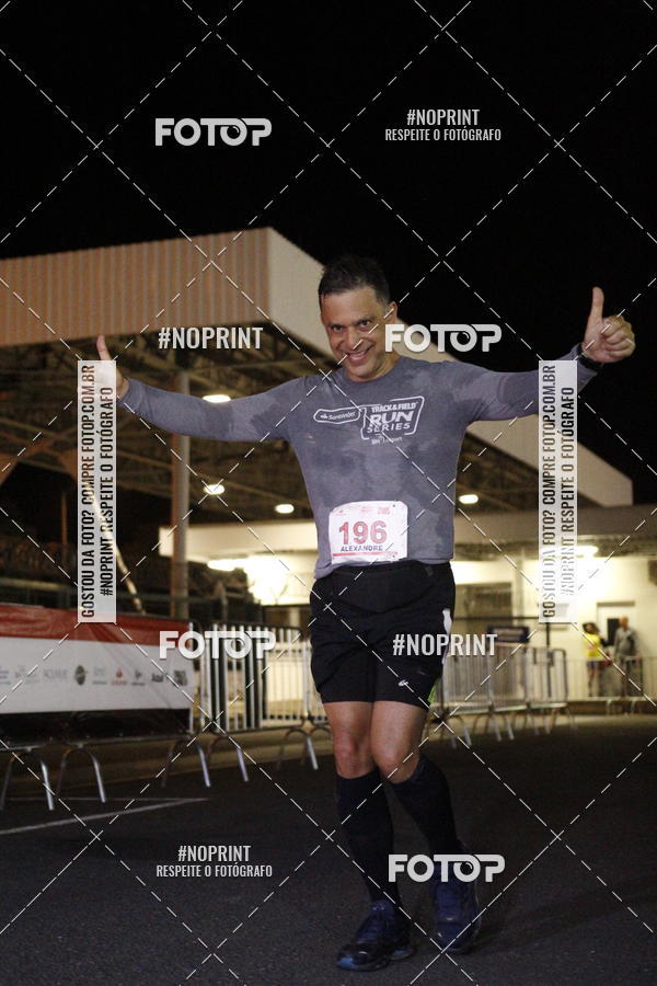 Compra tus fotos del eventoSANTANDER TRACK&FIELD RUN SERIES BH Airport En Fotop