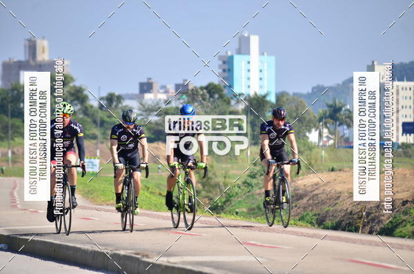 Buy your photos of the eventVolta de Brusque on Fotop