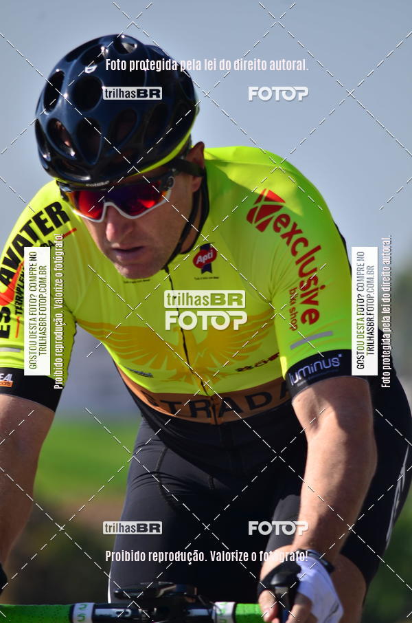 Buy your photos of the eventVolta de Brusque on Fotop