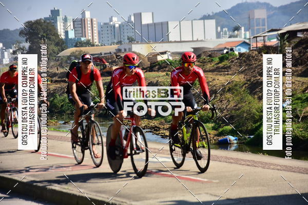 Buy your photos of the eventVolta de Brusque on Fotop