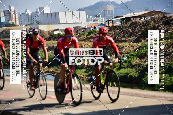 Buy your photos of the eventVolta de Brusque on Fotop