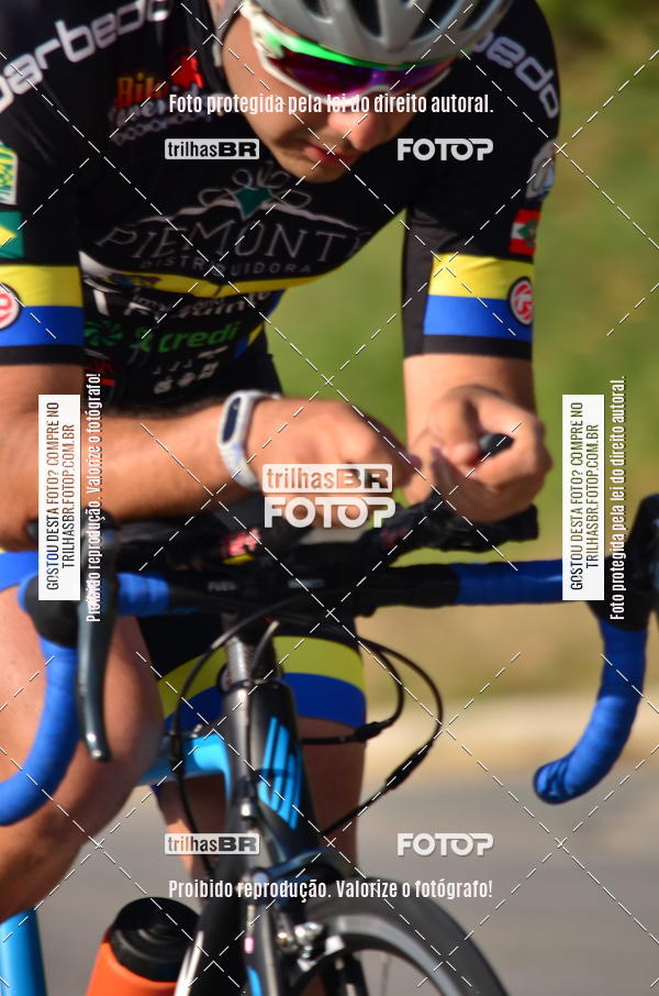 Buy your photos of the eventVolta de Brusque on Fotop