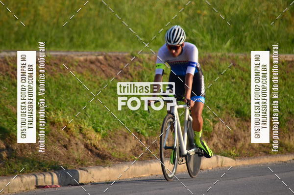 Buy your photos of the eventVolta de Brusque on Fotop