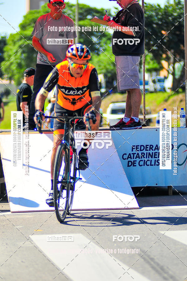 Buy your photos of the eventVolta de Brusque on Fotop