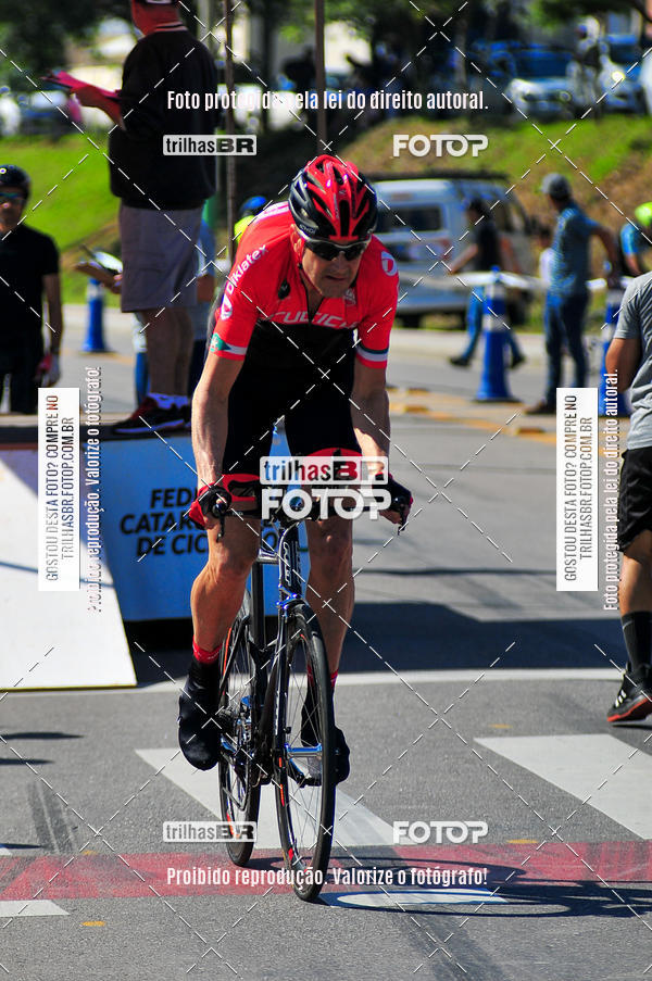 Buy your photos of the eventVolta de Brusque on Fotop