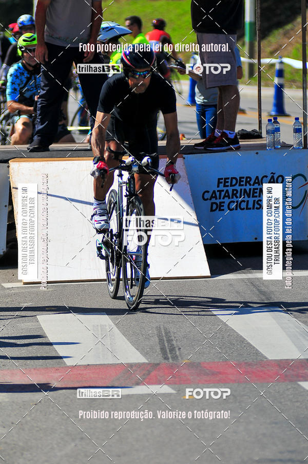 Buy your photos of the eventVolta de Brusque on Fotop