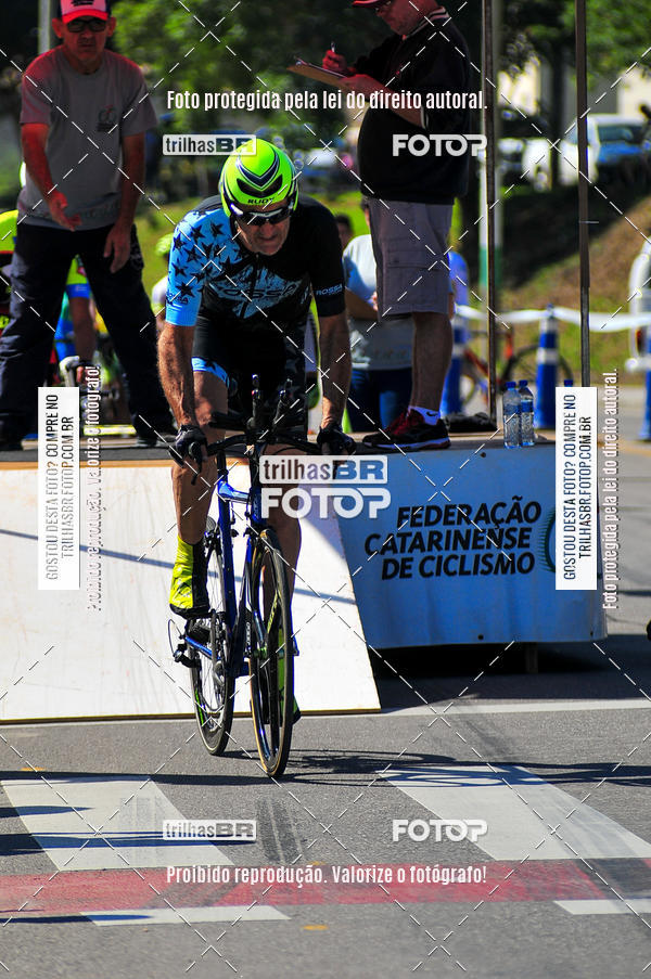 Buy your photos of the eventVolta de Brusque on Fotop