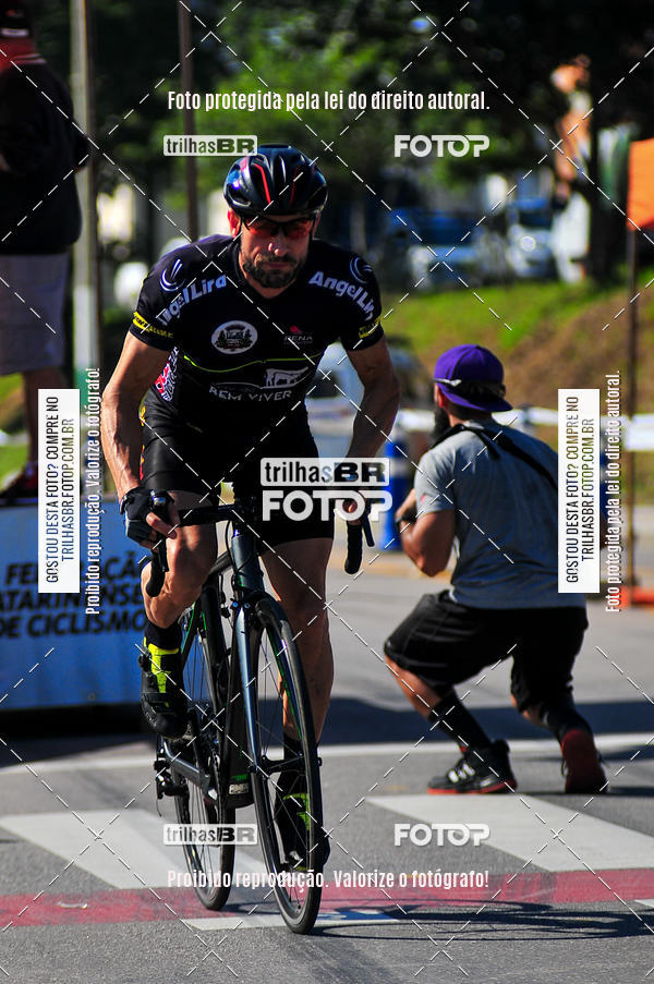 Buy your photos of the eventVolta de Brusque on Fotop