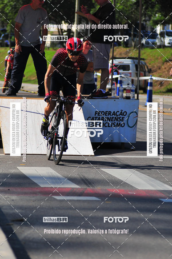 Buy your photos of the eventVolta de Brusque on Fotop