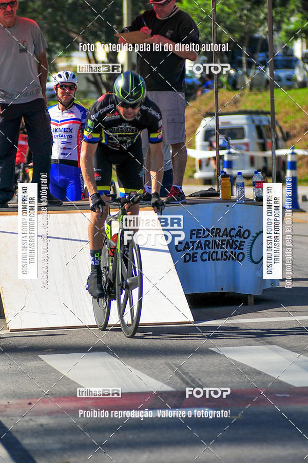 Buy your photos of the eventVolta de Brusque on Fotop