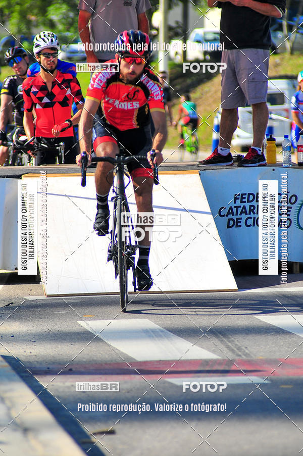 Buy your photos of the eventVolta de Brusque on Fotop