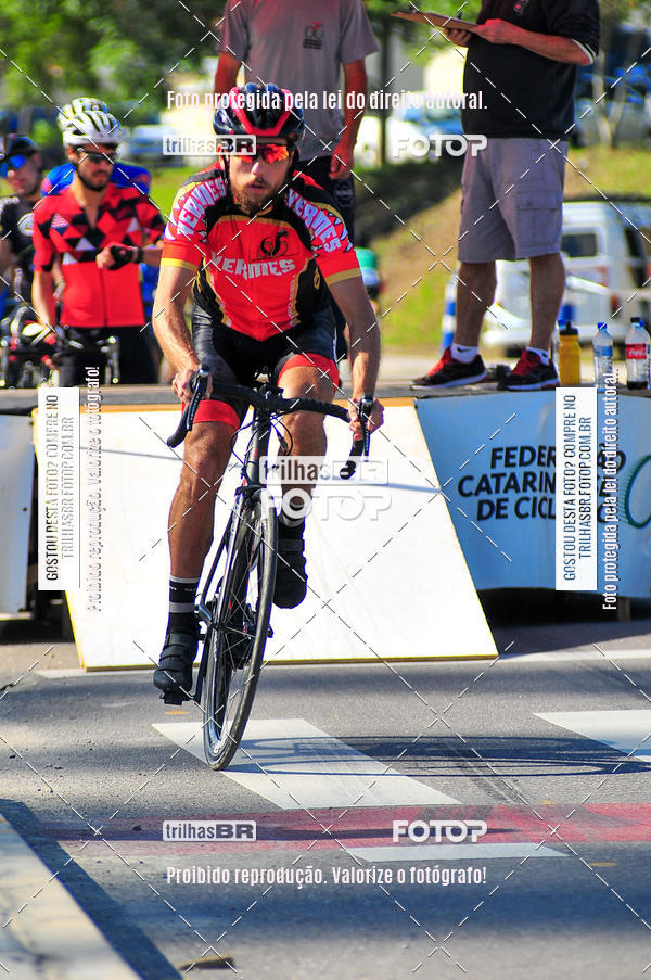 Buy your photos of the eventVolta de Brusque on Fotop