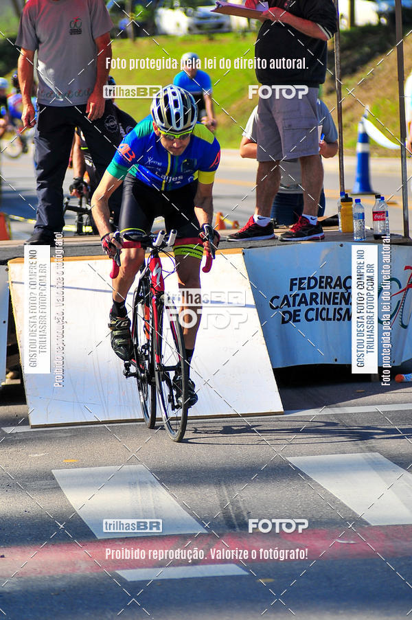 Buy your photos of the eventVolta de Brusque on Fotop