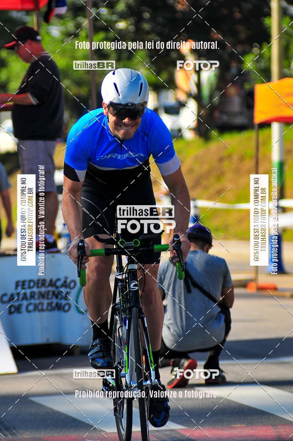 Buy your photos of the eventVolta de Brusque on Fotop