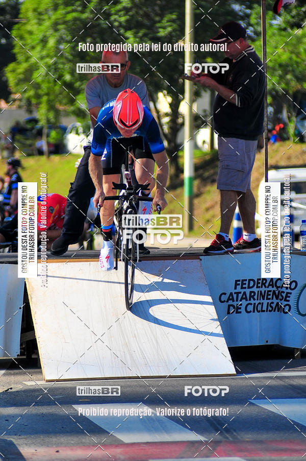 Buy your photos of the eventVolta de Brusque on Fotop