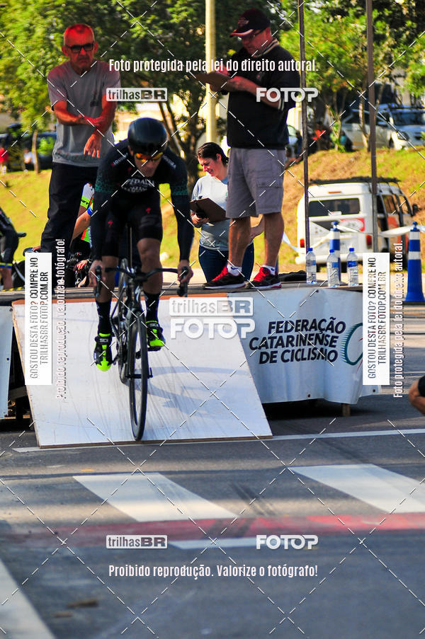 Buy your photos of the eventVolta de Brusque on Fotop