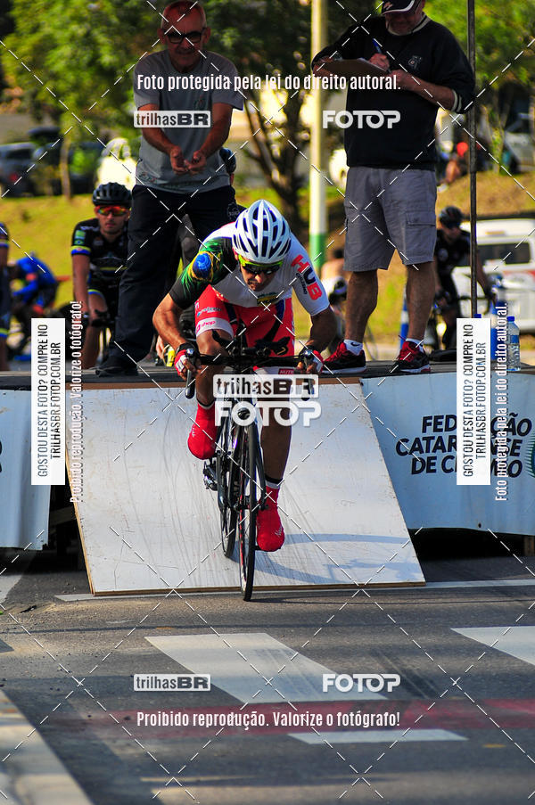 Buy your photos of the eventVolta de Brusque on Fotop