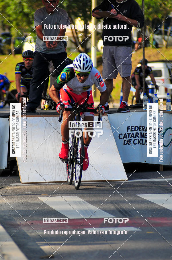 Buy your photos of the eventVolta de Brusque on Fotop