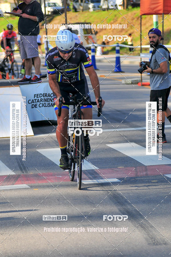 Buy your photos of the eventVolta de Brusque on Fotop