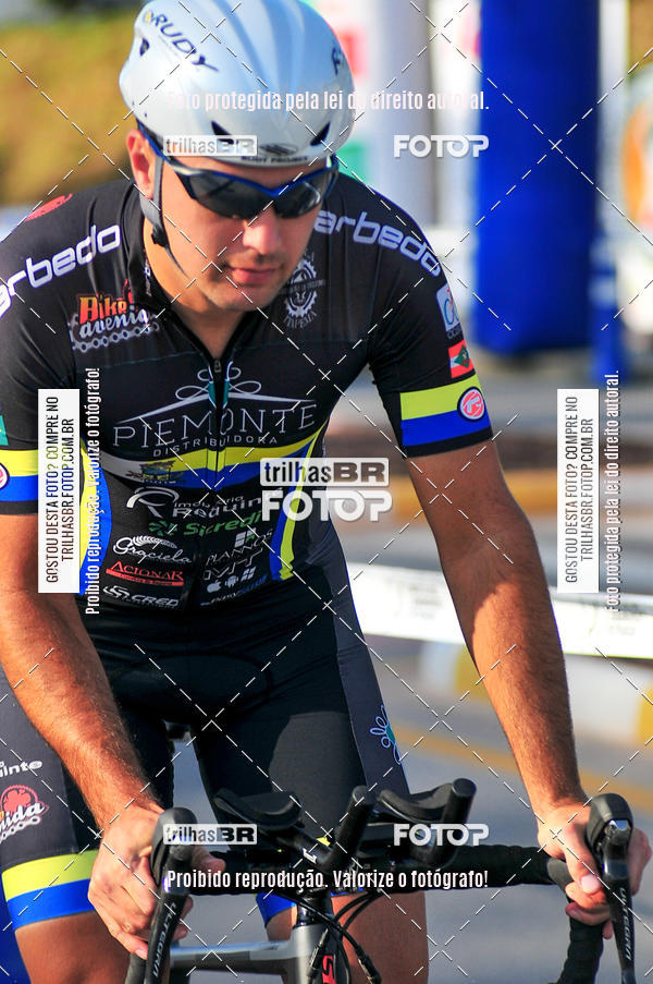 Buy your photos of the eventVolta de Brusque on Fotop