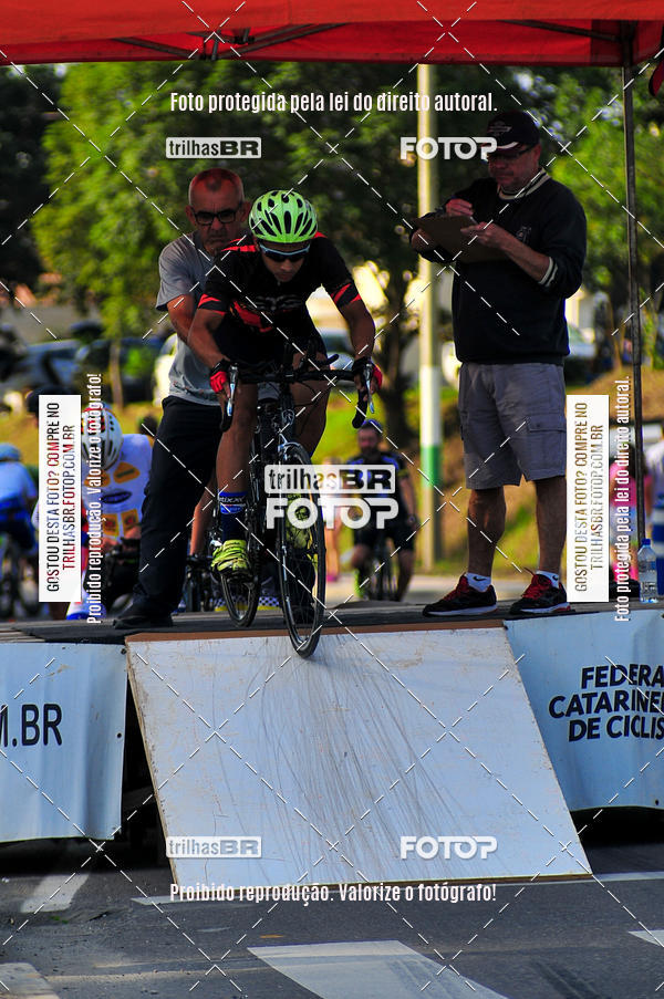 Buy your photos of the eventVolta de Brusque on Fotop