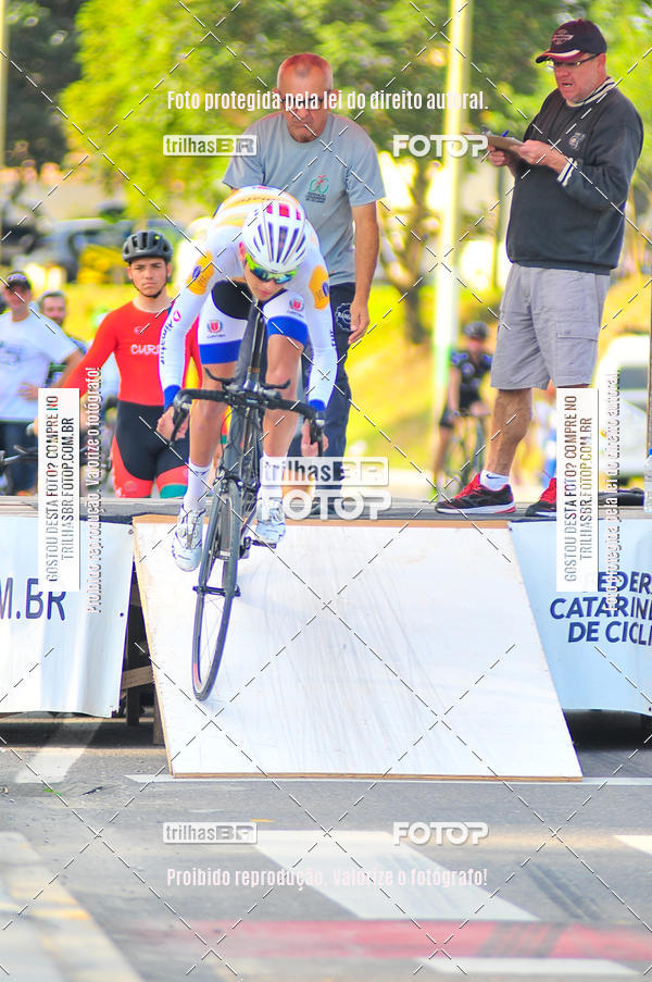 Buy your photos of the eventVolta de Brusque on Fotop