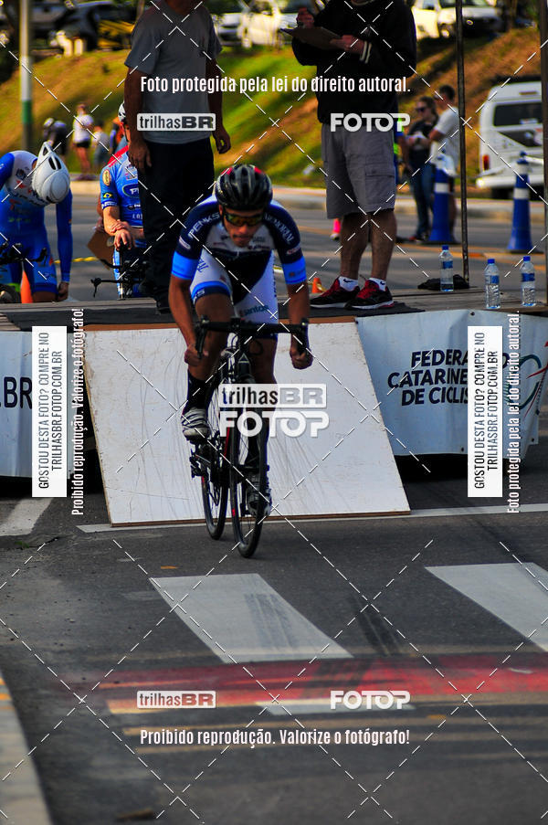 Buy your photos of the eventVolta de Brusque on Fotop