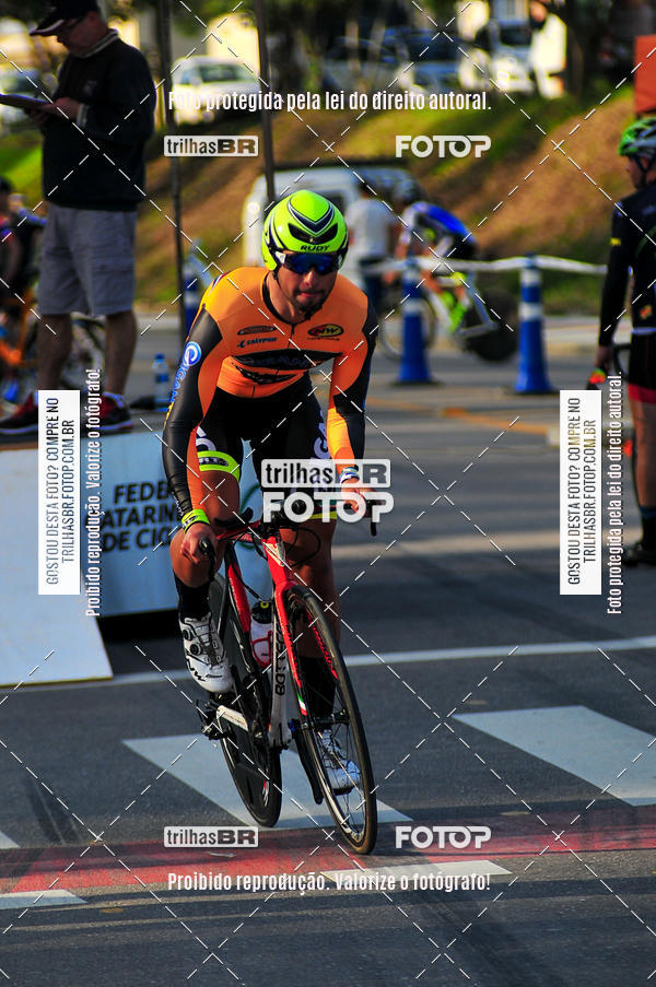 Buy your photos of the eventVolta de Brusque on Fotop