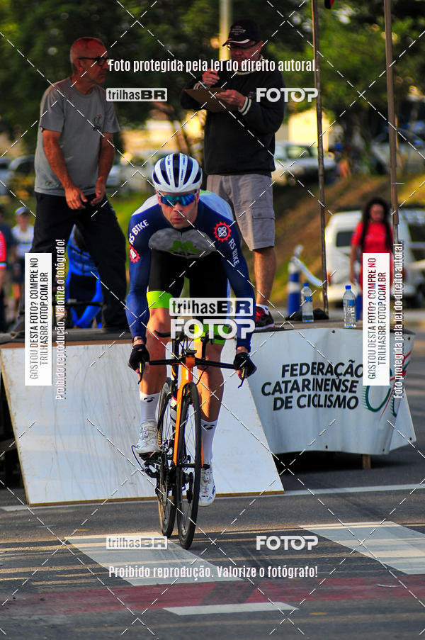 Buy your photos of the eventVolta de Brusque on Fotop