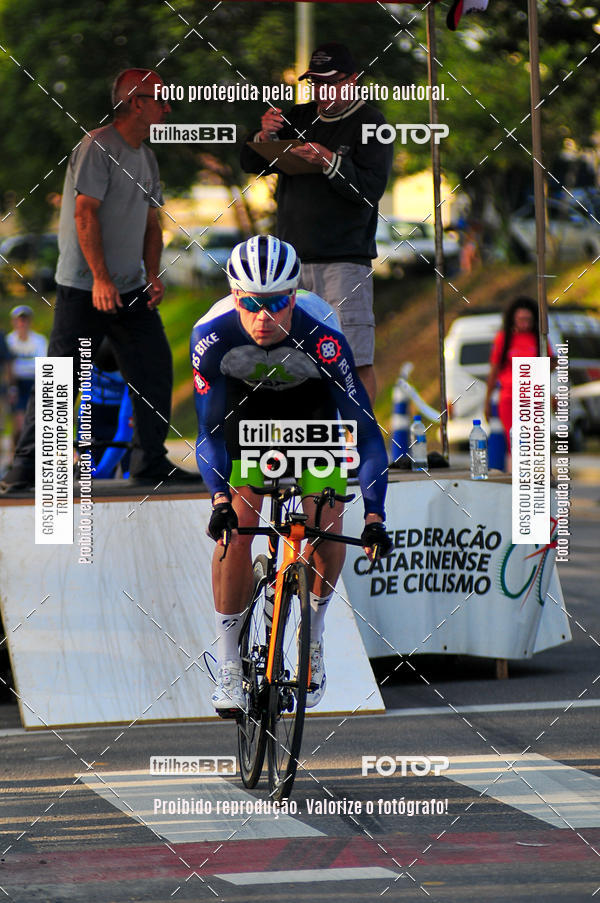 Buy your photos of the eventVolta de Brusque on Fotop