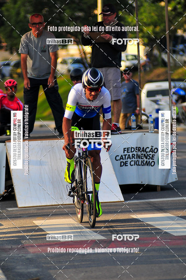 Buy your photos of the eventVolta de Brusque on Fotop