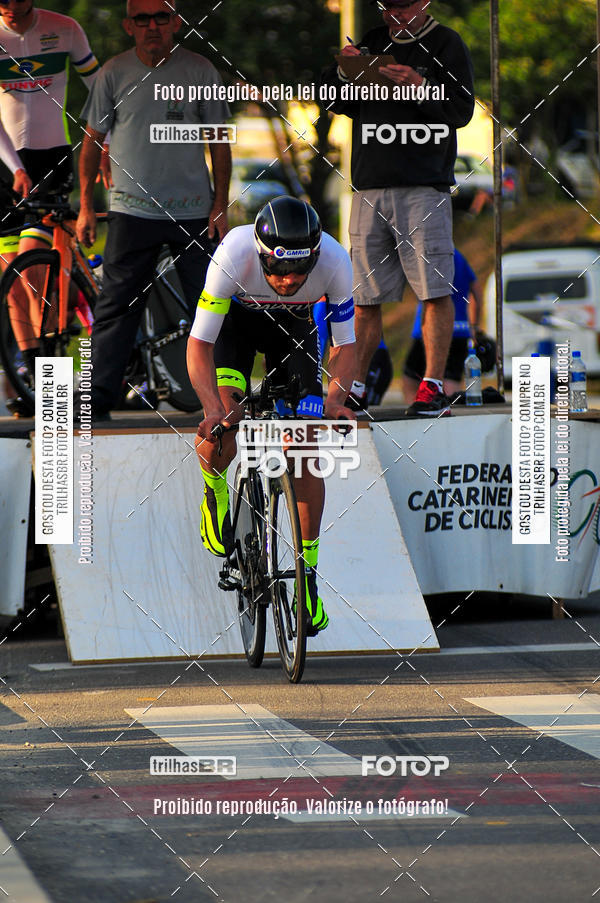 Buy your photos of the eventVolta de Brusque on Fotop