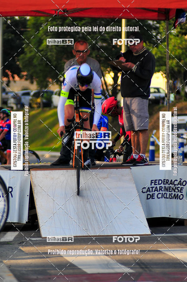 Buy your photos of the eventVolta de Brusque on Fotop