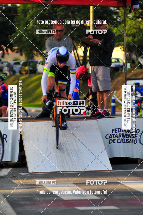 Buy your photos of the eventVolta de Brusque on Fotop