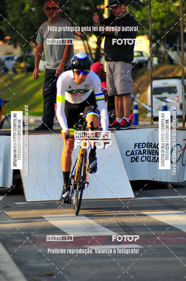 Buy your photos of the eventVolta de Brusque on Fotop