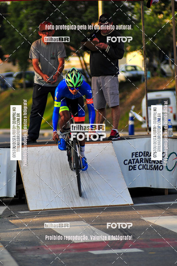 Buy your photos of the eventVolta de Brusque on Fotop