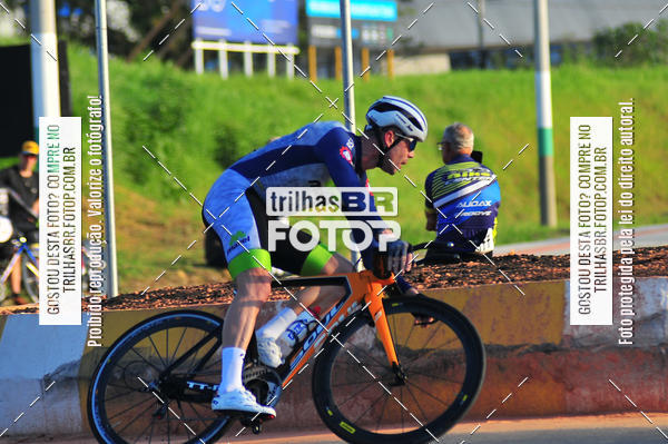 Buy your photos of the eventVolta de Brusque on Fotop