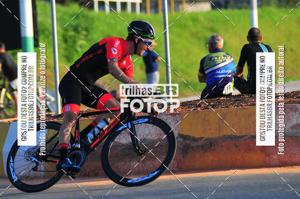 Buy your photos of the eventVolta de Brusque on Fotop