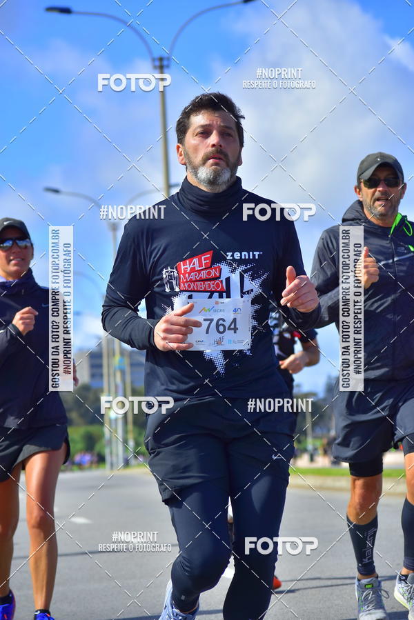 Buy your photos of the eventHalf Maraton Montevideo on Fotop