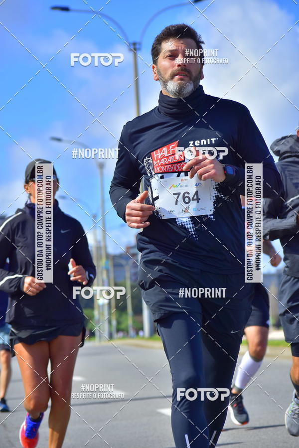 Buy your photos of the eventHalf Maraton Montevideo on Fotop