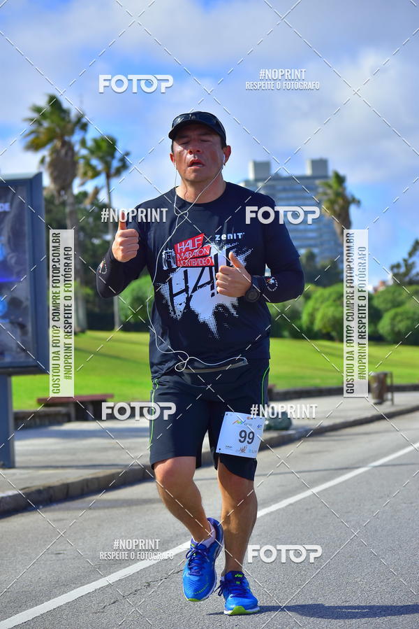 Buy your photos of the eventHalf Maraton Montevideo on Fotop
