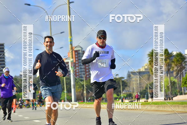 Buy your photos of the eventHalf Maraton Montevideo on Fotop