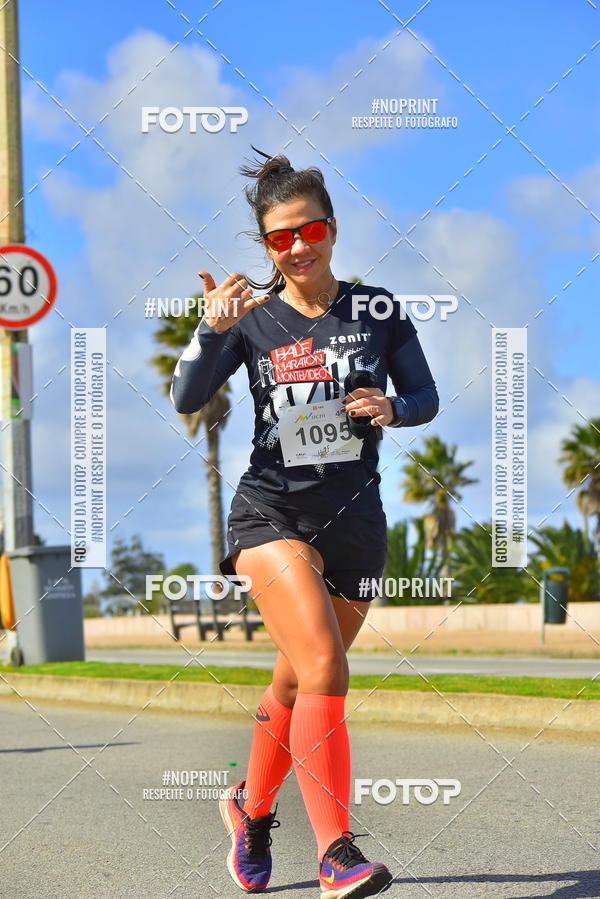 Buy your photos of the eventHalf Maraton Montevideo on Fotop