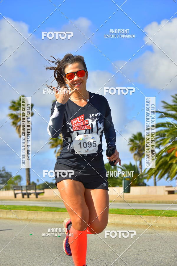Buy your photos of the eventHalf Maraton Montevideo on Fotop
