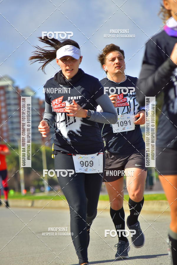 Buy your photos of the eventHalf Maraton Montevideo on Fotop
